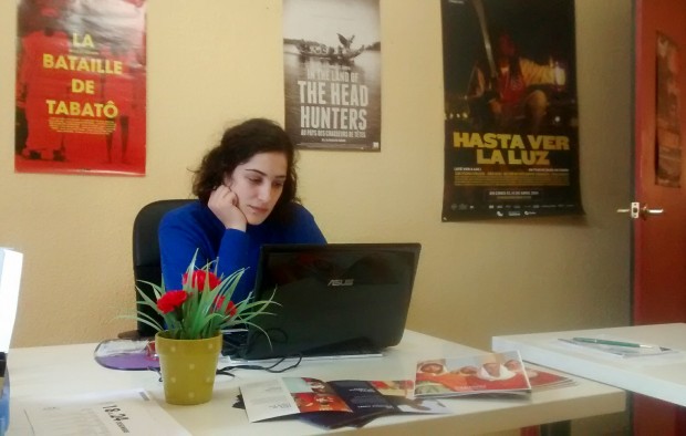 Diana Santamaría en su puesto de trabajo en Capricci.
